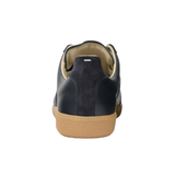 Gat Sneakers